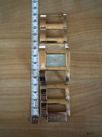 Armbanduhr Damen ( läuft nicht )
