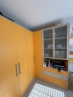 Grosse Kleiderschrank 