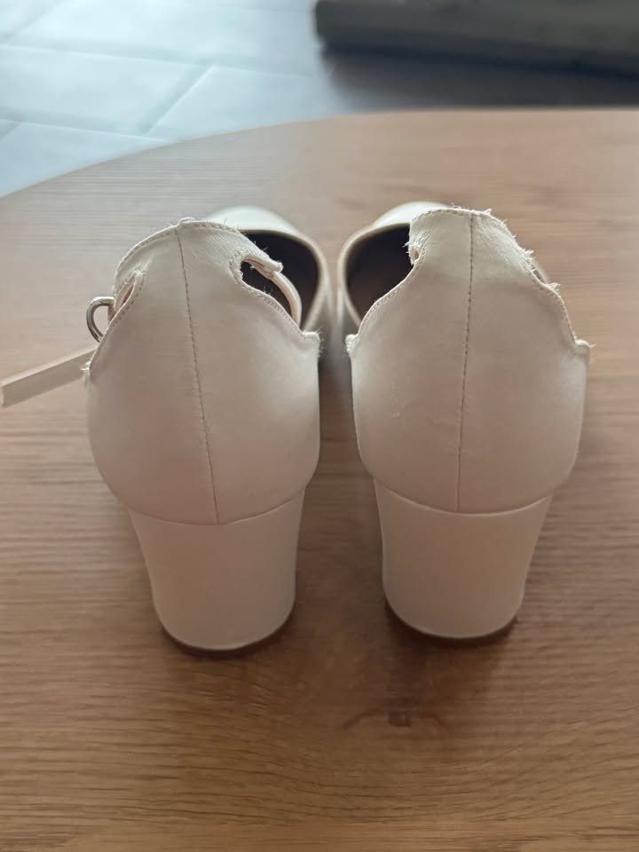Anna Field Scarpe da donna: Chaussures à talons blanches – Usato da Bercher venduto da valentineklein 2
