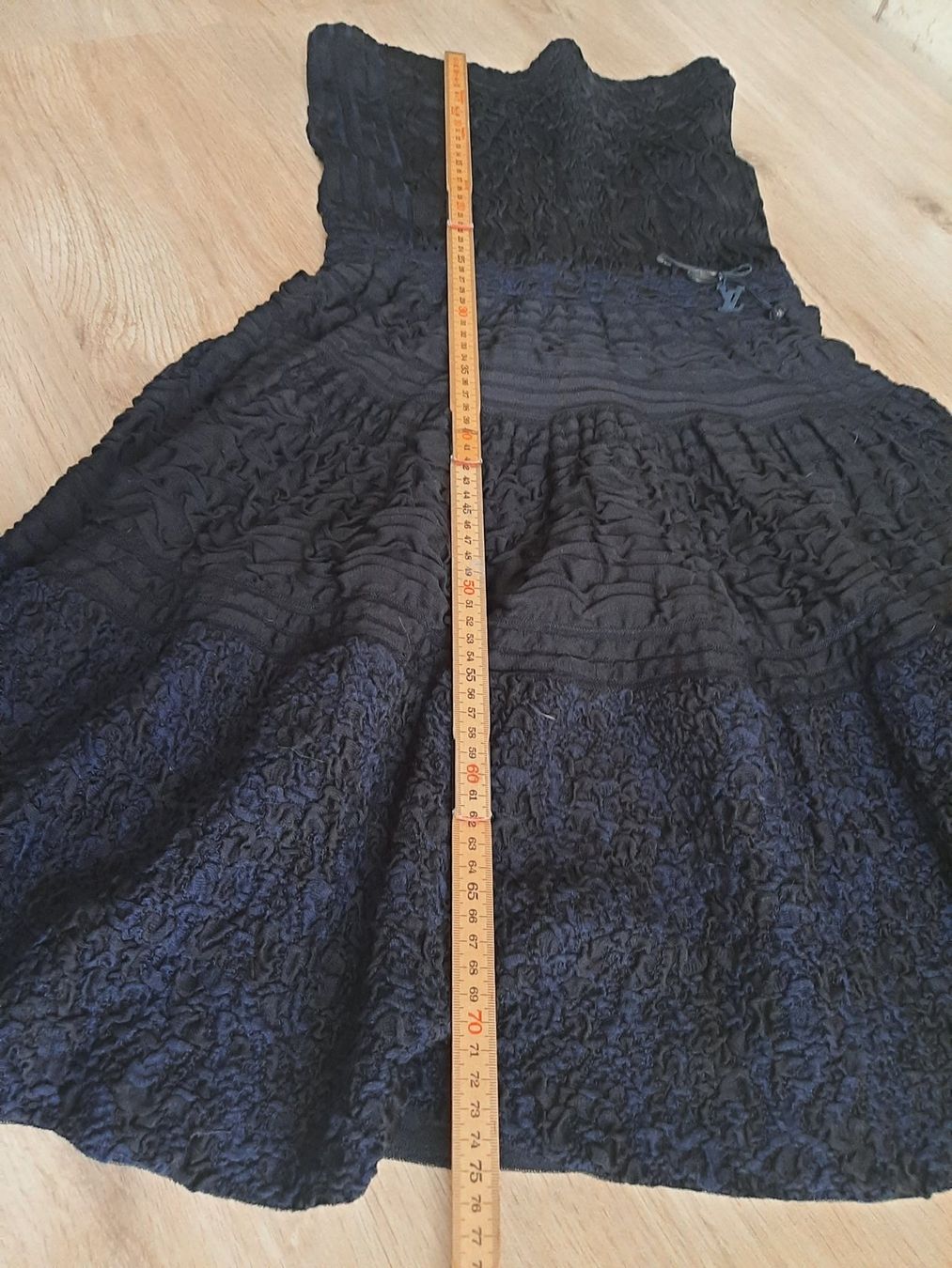 Vestiti: Louis Vuitton, robe en soie S – Usato da Fribourg venduto da metalhands 4
