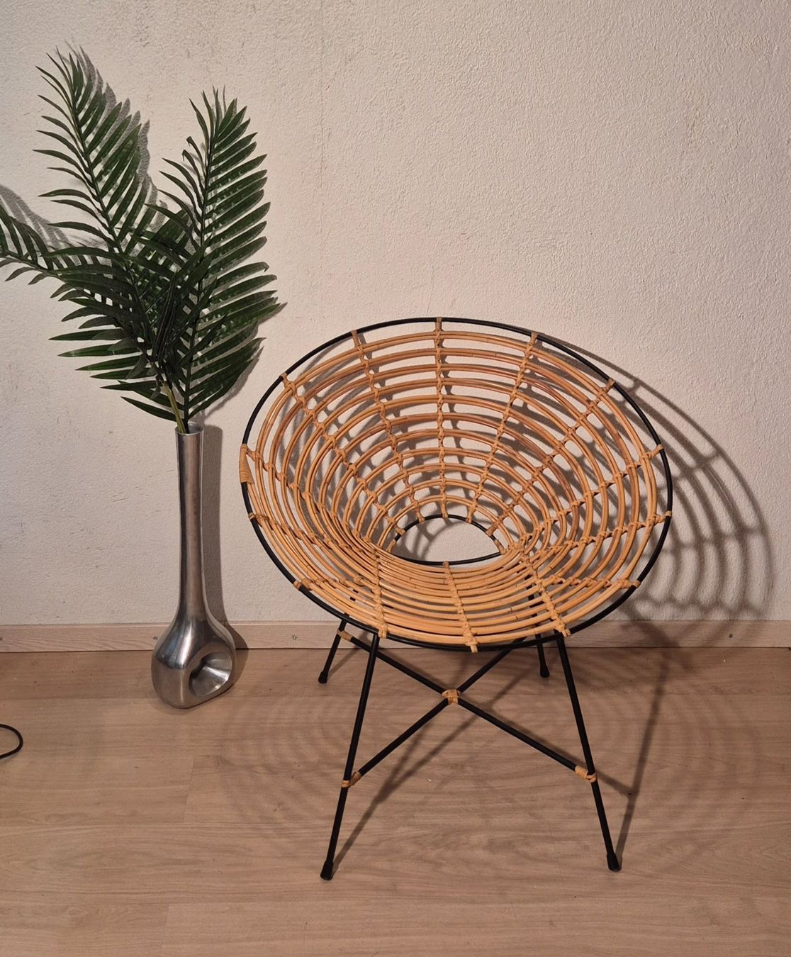Poltrone: cooler Rattan Lounge Sessel Korbsessel – Usato da Neerach venduto da SilliS 2