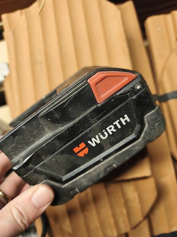 Caricatori & Batterie: Würth Akku  – Usato da Rüthi (Rheintal) venduto da Moto-Marte-Rheintal