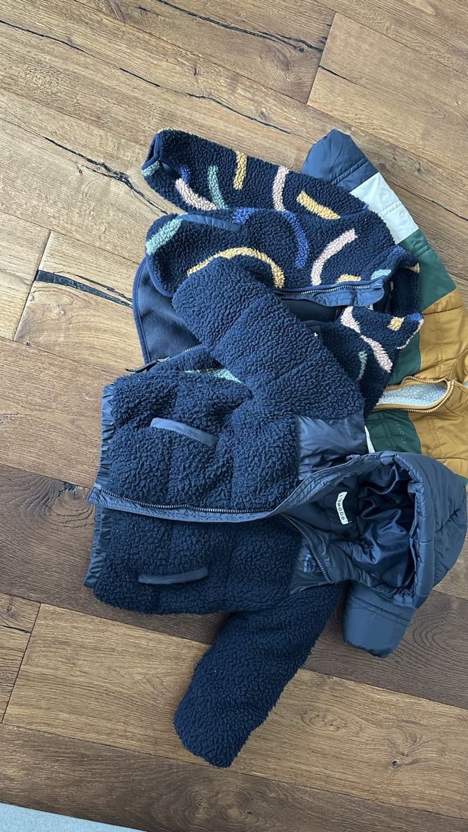 Liewood Jacken & Mäntel: Liewood Puffer Jacket Bundle - Size 104 - Winter Ready! – Gebraucht aus Küssnacht am Rigi von hor_dpb7
