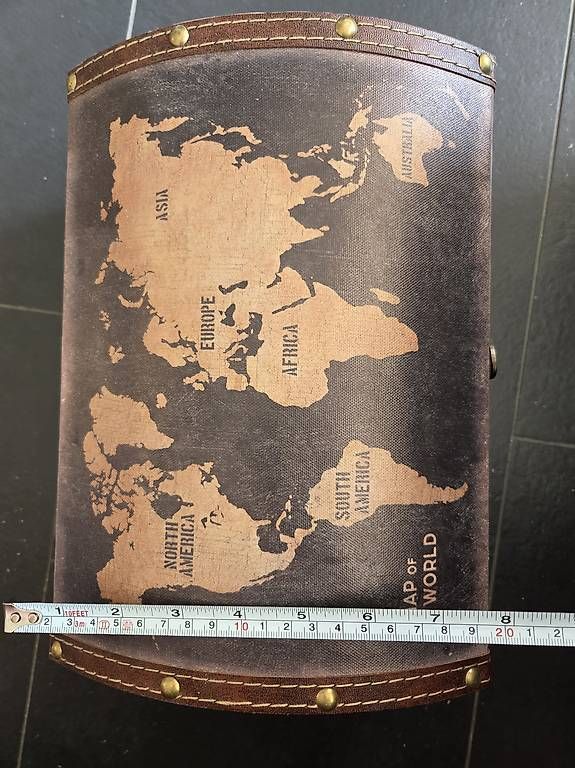 Cassapanche: Truhe mit Weltkarte – Usato da Bern venduto da deb_t8fl 3