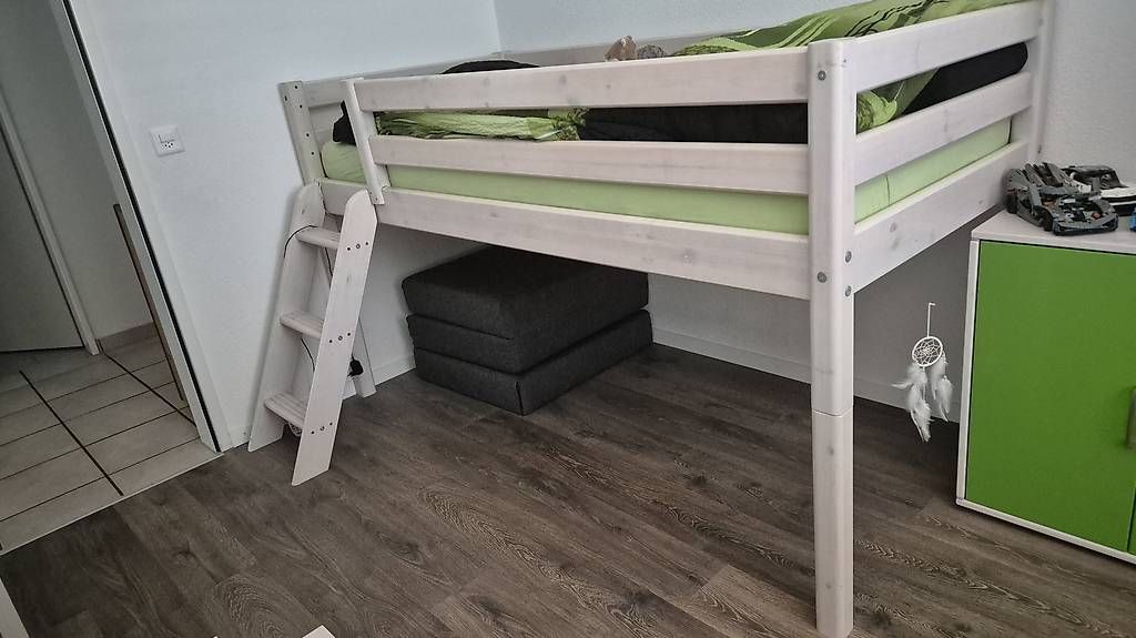 Letti: Kinderzimmer komplett, Kinderbett Flexa Micasa – Usato da Wollerau venduto da Ufenau0