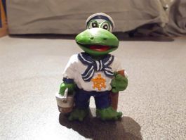 Frosch mit Matrosenanzug/Eimer