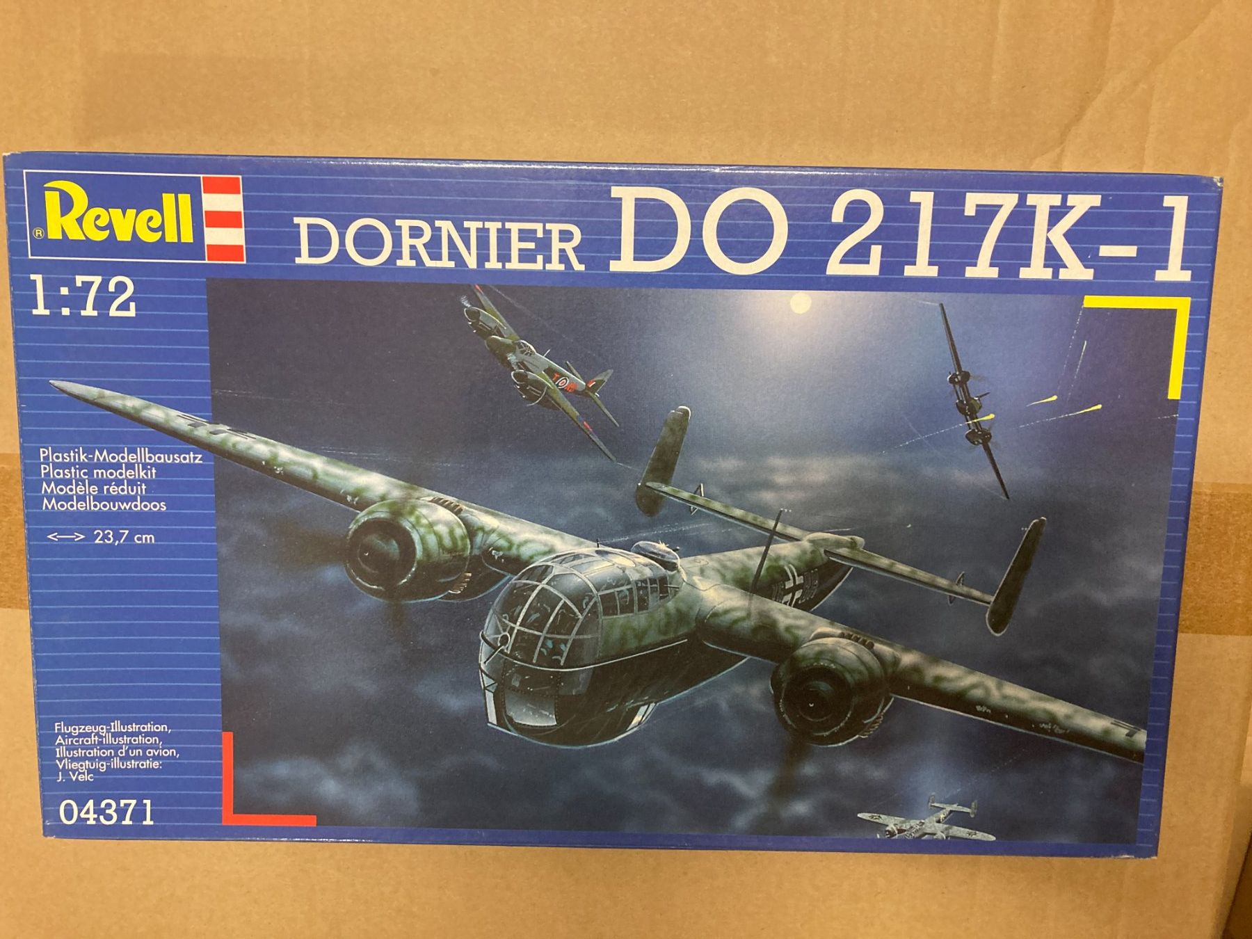 Revell Kit di modellismo & Modellini statici: Flugzeug Plastikbausatz – Nuovo (secondo la descrizione) da Frauenfeld venduto da oli_hy8j