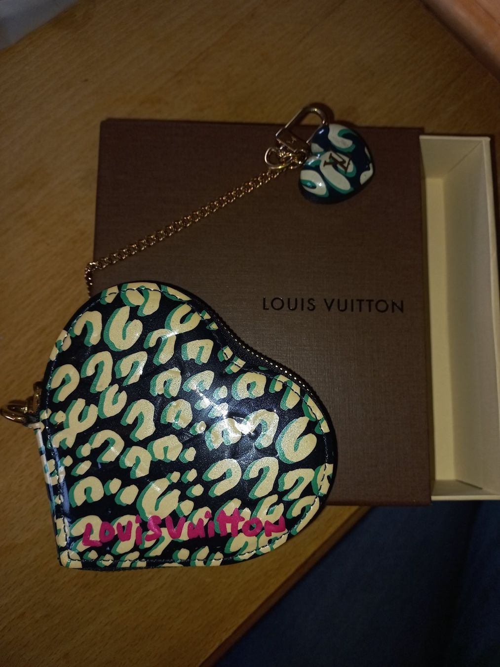 Louis Vuitton Portemonnaie: Louis Vuitton Herz Portemonnaie – Gebraucht aus St. Gallen von DiesundDas. 2