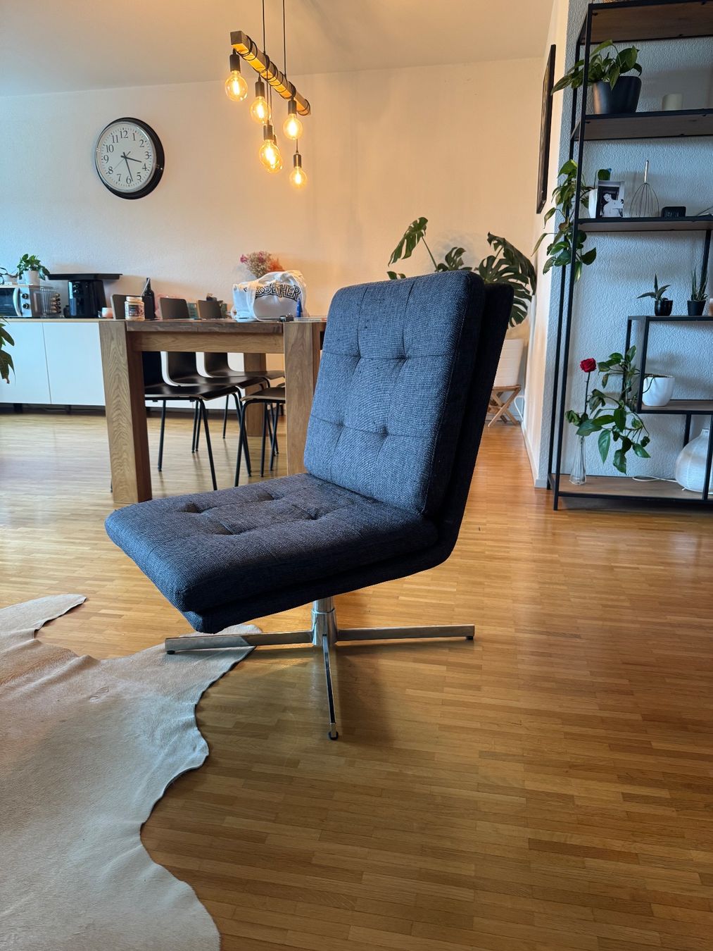 Fauteuils: Bequemer Drehsessel in Anthrazit – D'occasion à Solothurn par flo_27sl