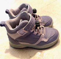Mädchenschuhe Gr. 26, zum austragen Spielplatz, Fahrrad usw.