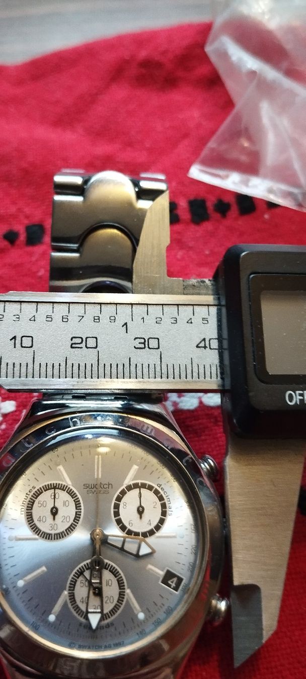 Swatch Orologi: montre chronographe swatch – Usato da La Chaux-de-Fonds venduto da jac_9llg 3