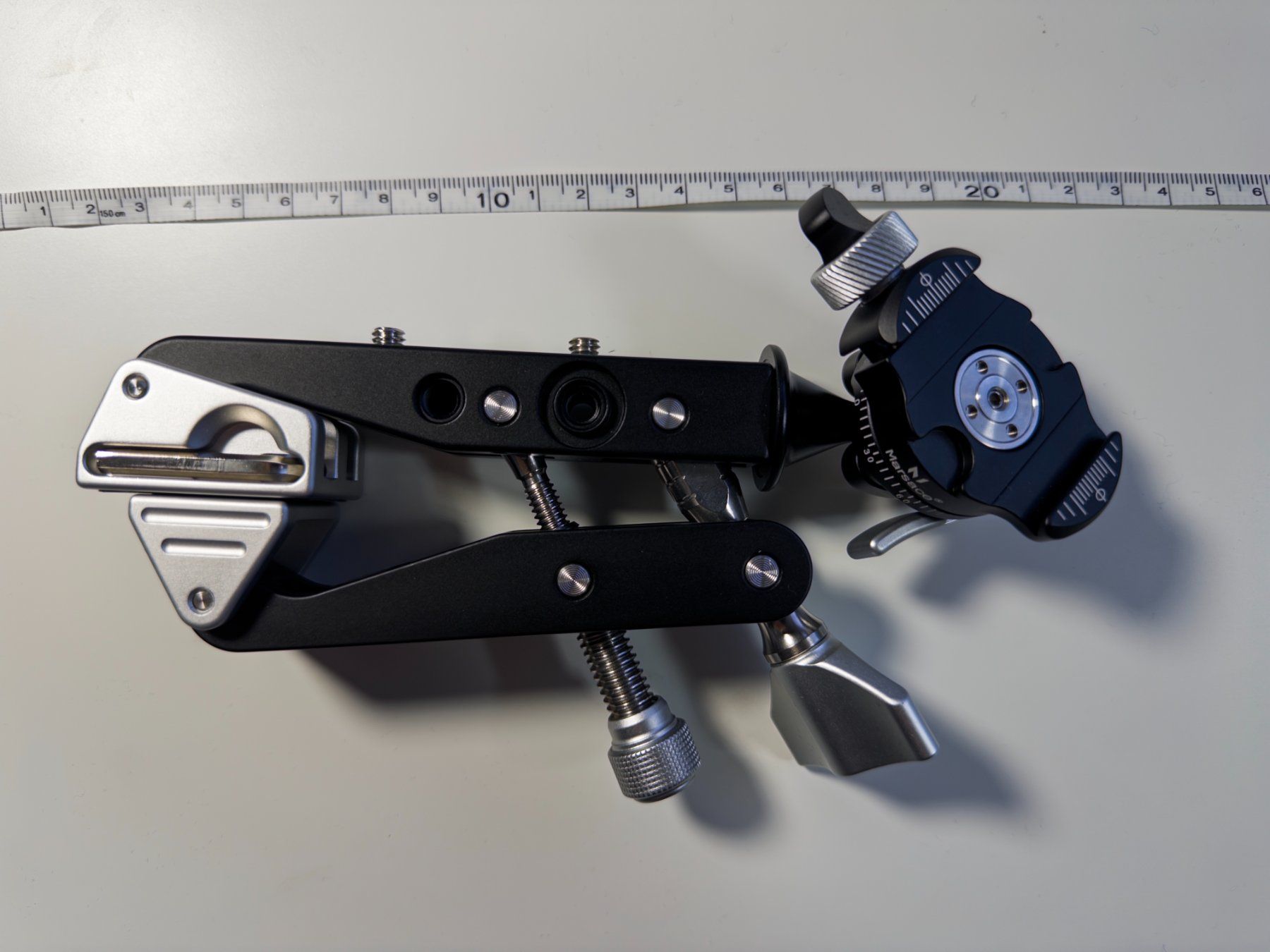 Fotocamera: Marsace MC-02 Camera Clamp – Usato da Neuchâtel venduto da yan_lq56