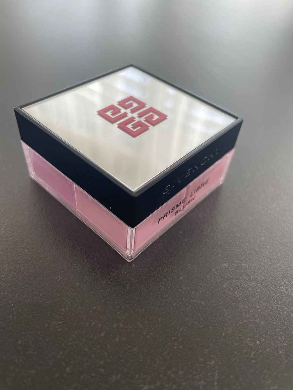 Givenchy Make-up: Givenchy Prisme Libre Blush - Mousseline Lilas – Usato da Wohlen AG venduto da kissne4