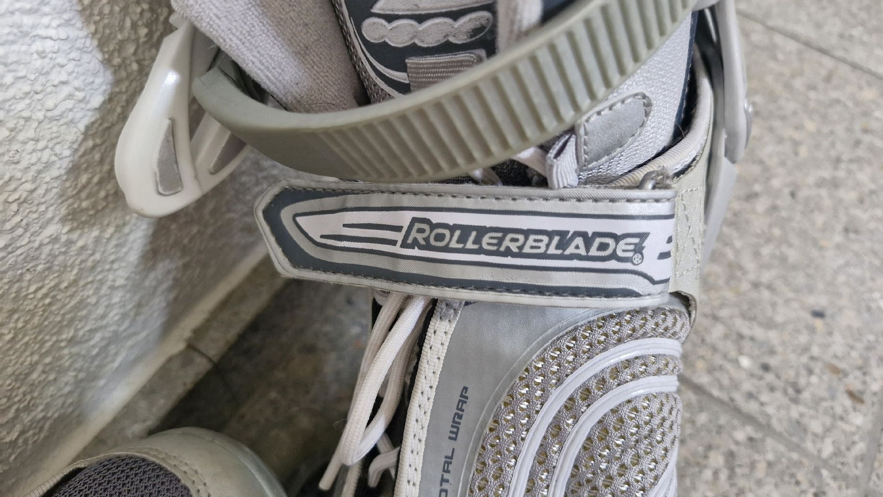 Patins à roul. & inline: Rollerblade – D'occasion à Rafz par giasim 1