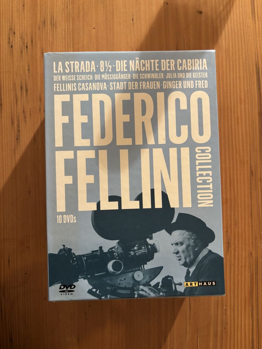 Tous les DVDs: Federico Fellini Collection DVDs Arthaus – D'occasion à Solothurn par neisksvzqiwnw