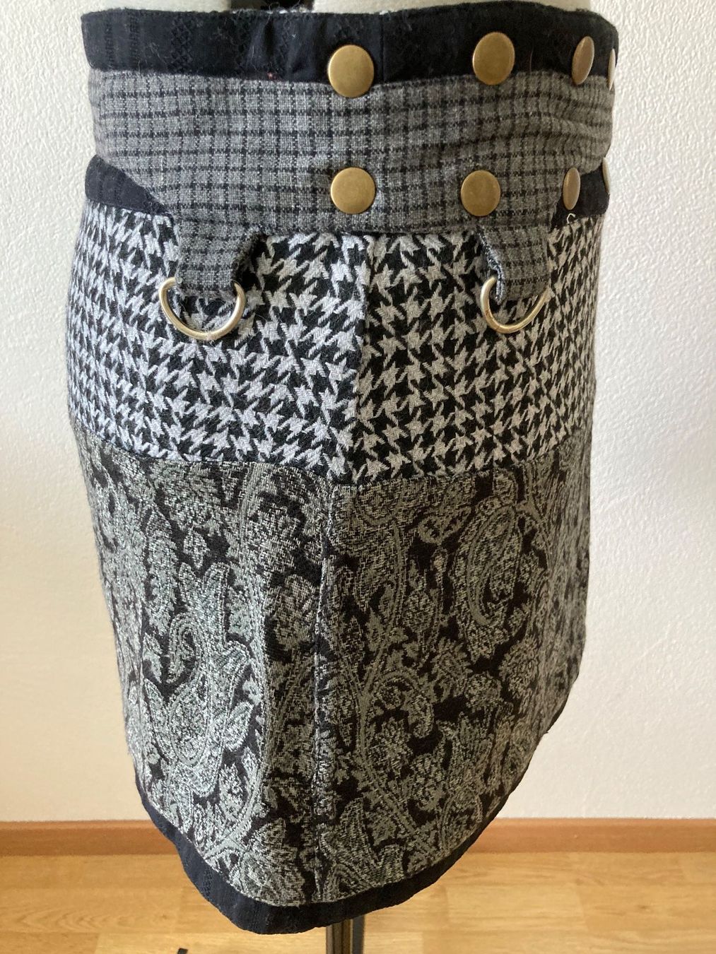 Moshiki Röcke: MOSHIKI Wickelrock, reversible – Gebraucht aus Samedan von chickenrun01 3