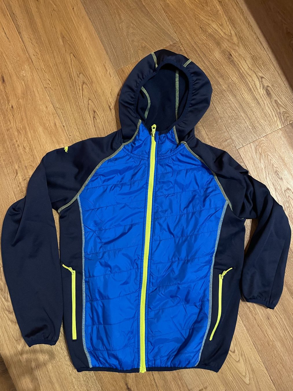 Jacken & Mäntel: KILIMANJARO Kinder-Steppjacke Grösse 164 – Gebraucht aus Mauren von Greiner