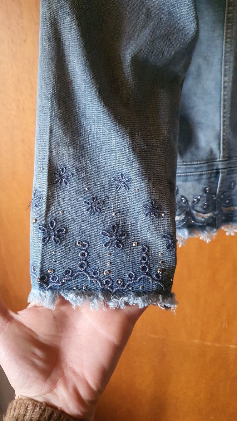 Jacken: ganz tolle Jeansjacke mit Blimblim – Gebraucht aus Flawil von minggeli83 3