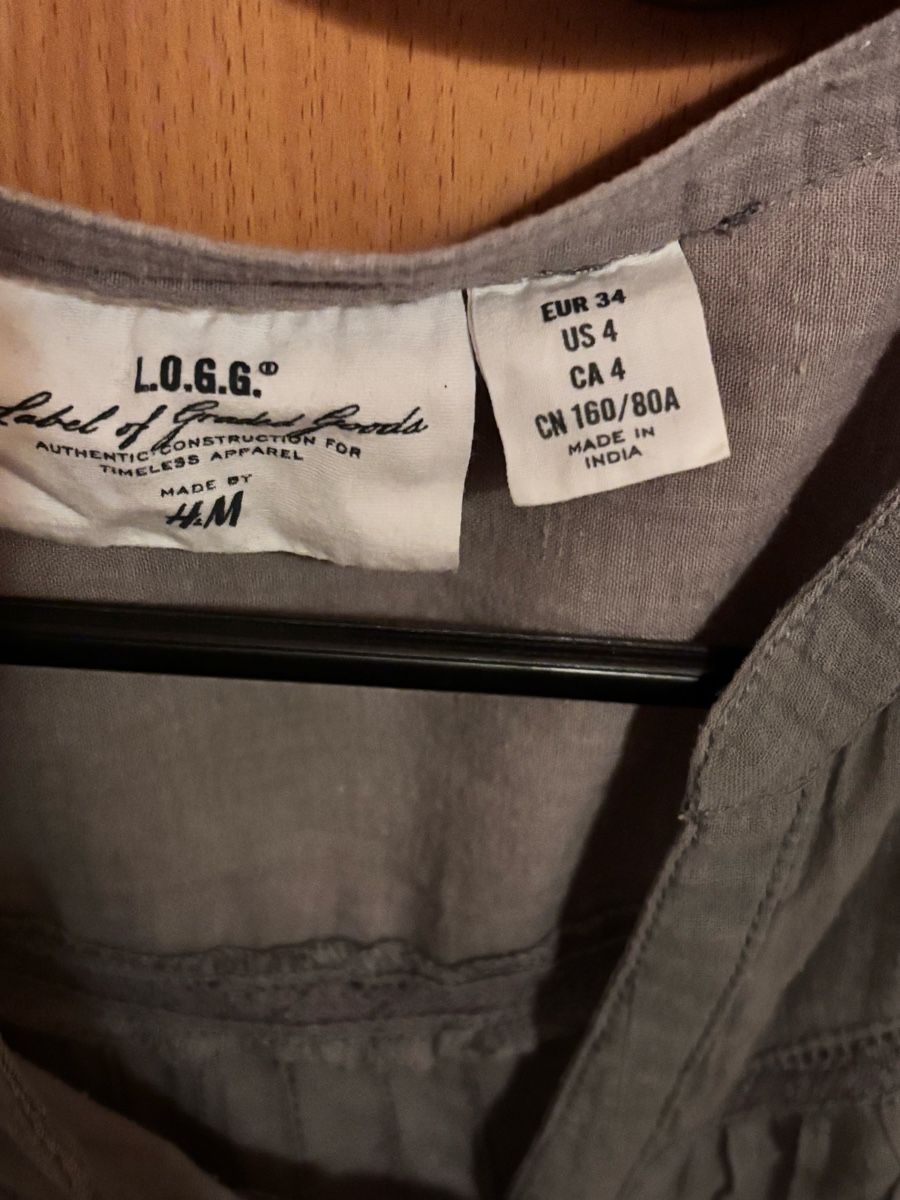 H&M Camicette: Chemise grise L.O.G.G. H&M, Taille 34 – Usato da La Chaux-de-Fonds venduto da lea_77ly 2