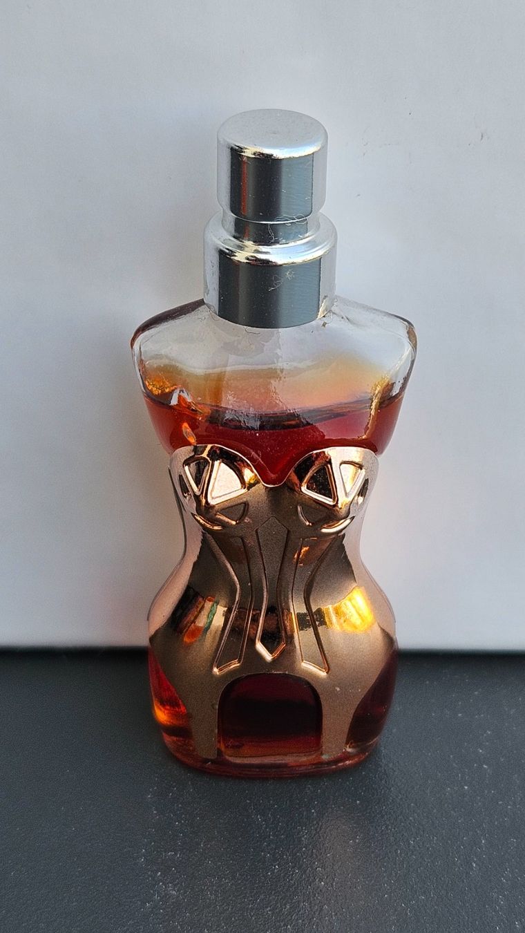 Jean Paul Gaultier Profumi & Eau de Toilette: Gaultier classique corset cuivre parfum extrait 3 ml – Nuovo (secondo la descrizione) da Romanel-sur-Lausanne venduto da delaforet