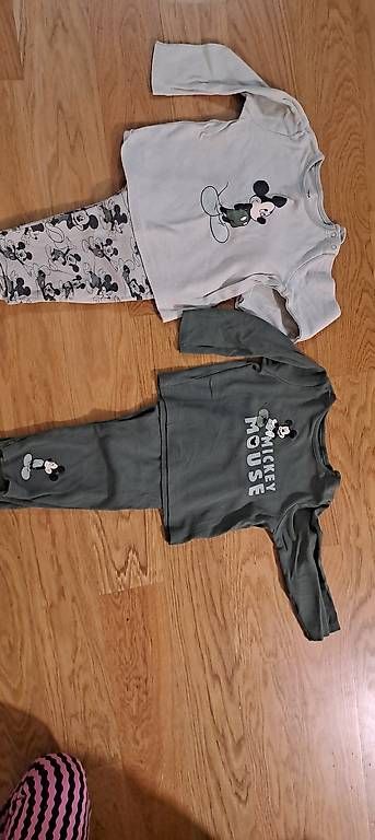 Pigiama & Simili: 3x Junge Pyjama Grösse 80 – Usato da Zürich venduto da Simonikus