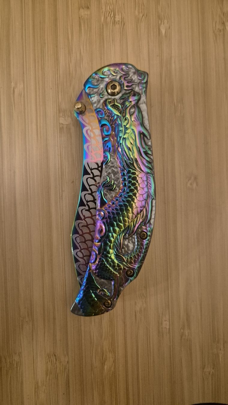 Zubehör: Taschenmesser Drachen Design Regenbogen Optik – Gebraucht aus St. Gallen von justmeeee 2