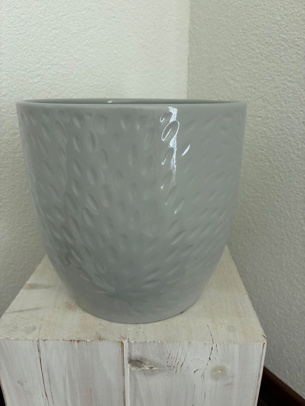 Vasi per fiori: Blumentopf grau H 22,5cm, Durchmesser 23cm – Usato da Frick venduto da sandra037