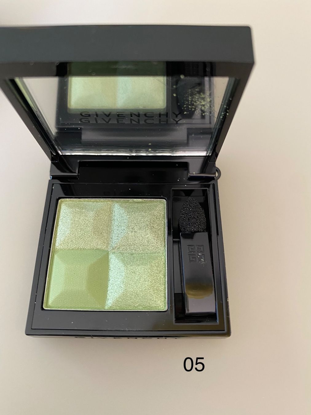 Givenchy Make-up: Givenchy Ombre Couture Palette et neuf – Nuovo (secondo la descrizione) da Pully venduto da Natala