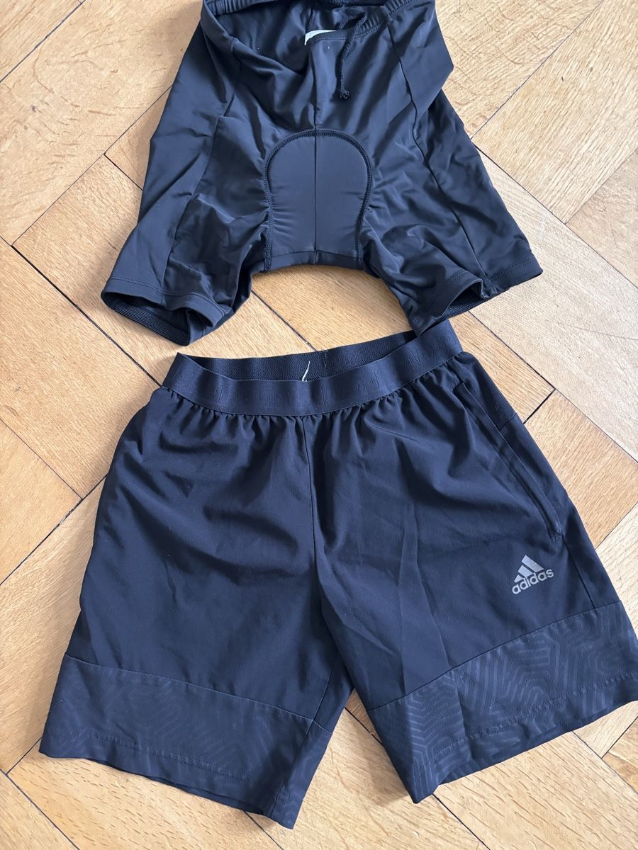 Kleiderpakete: Bike Shirt, Hose 152 – Gebraucht aus Zürich von gucks 6