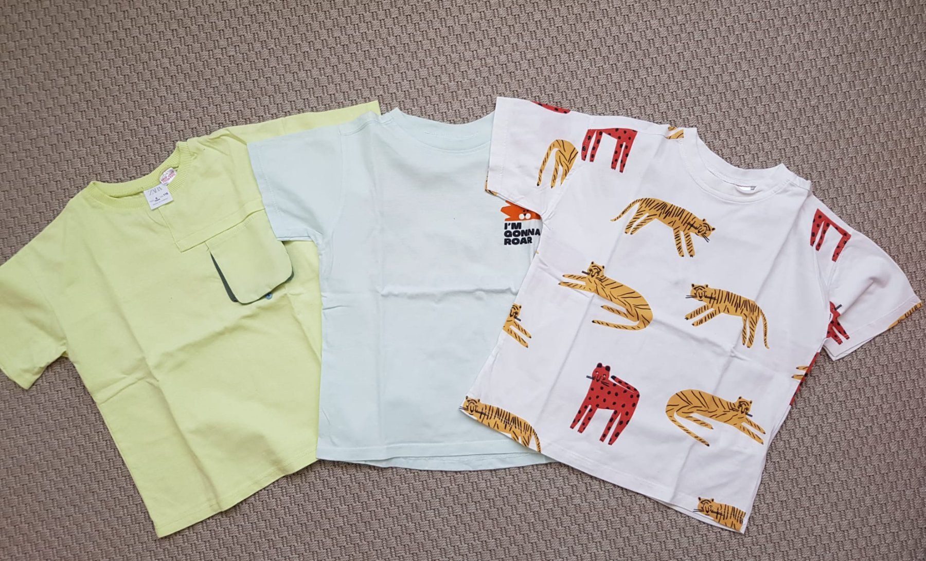 H&M Lotti & Set di vestiti: Kleiderpaket Jungen Grosse 116 – Usato da Münchenstein venduto da mt25 3
