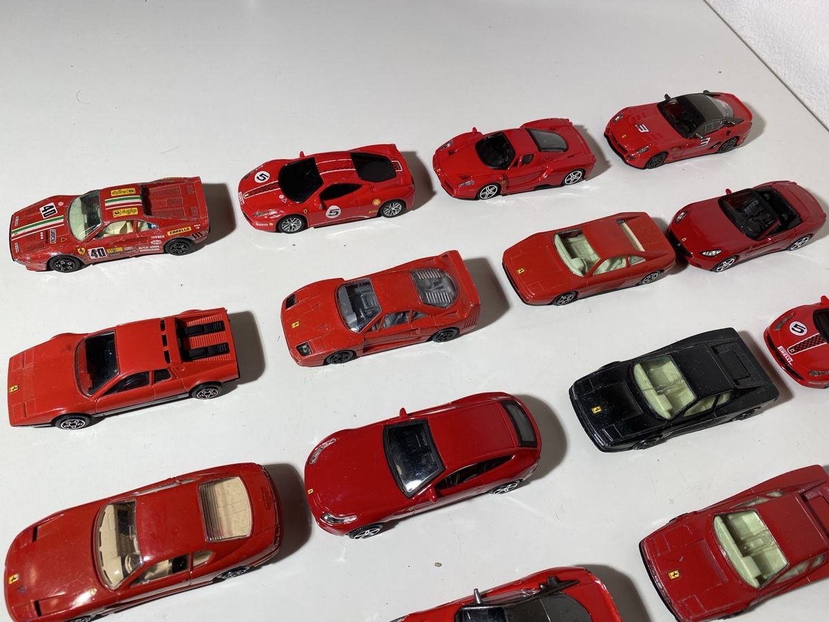 Bburago Modellautos: 45 Bburago Autos – Gebraucht aus Winterthur von ben_9vxx 5