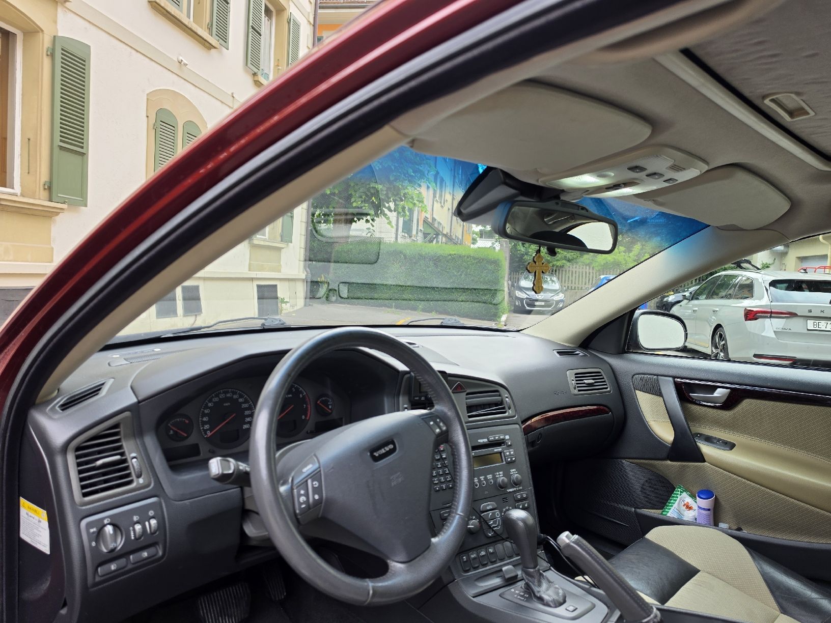Volvo Autos: volvo s60 2.4t – D'occasion à Bern par vuj_29zn 6