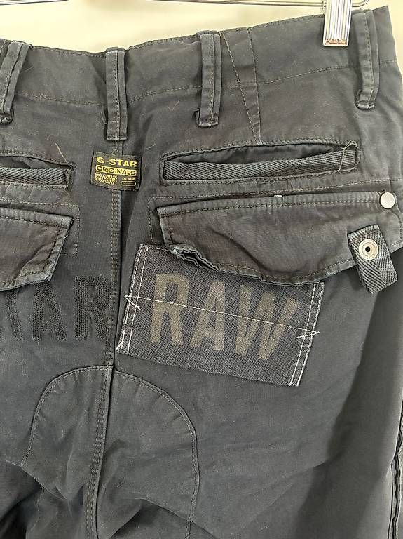 G-Star Pantaloni: G-Star Raw Denim, Cargo Shorts, Gr. 30 – Usato da Bassersdorf venduto da golden_sun 3