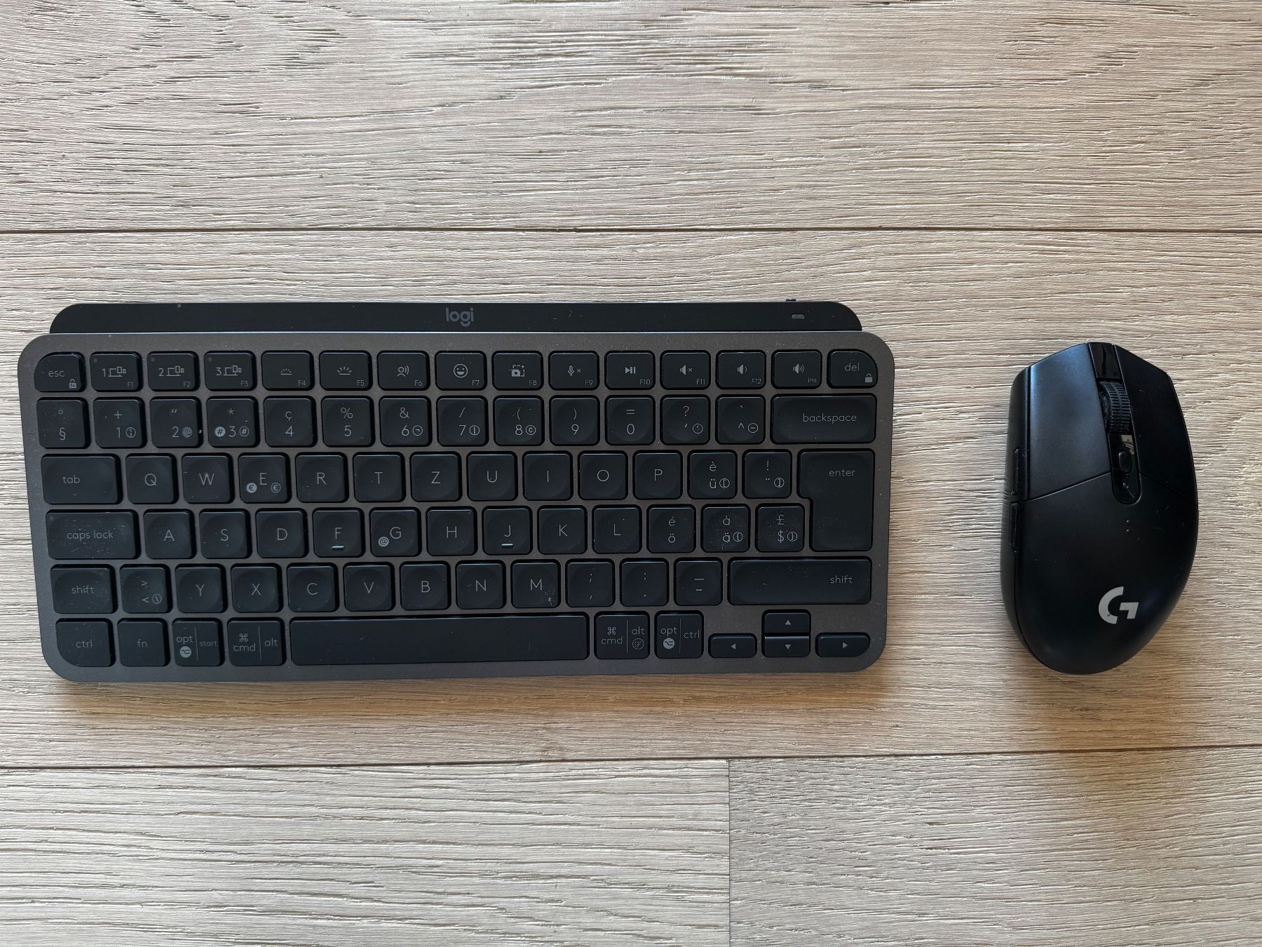 Tastiere: Logitech MX Keys Mini mit Logitech G305 Maus – Usato da Pfungen venduto da 007Leni