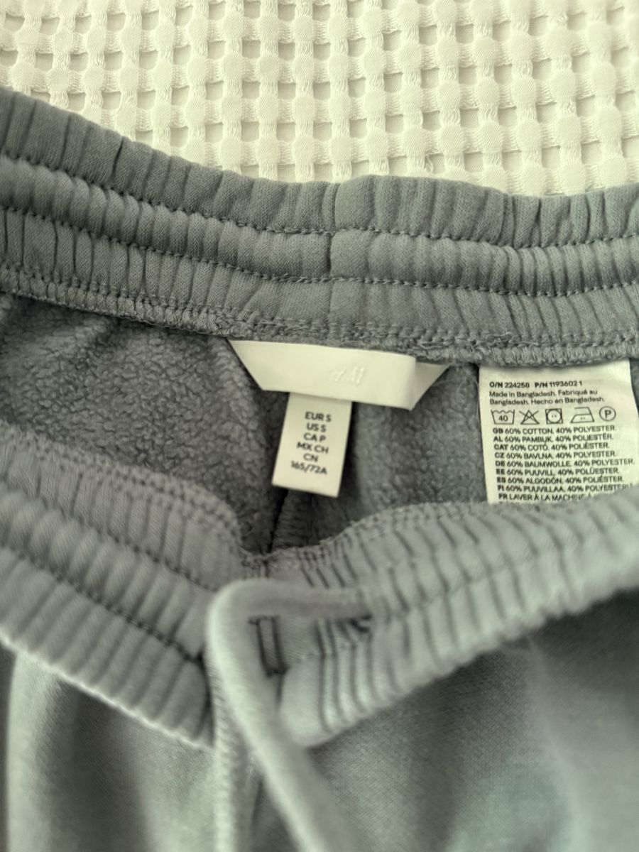 H&M Lotti di vestiti: PANTALONS DE JOGGING H&M BASIC – Usato da Monthey venduto da sen_6ckr 4