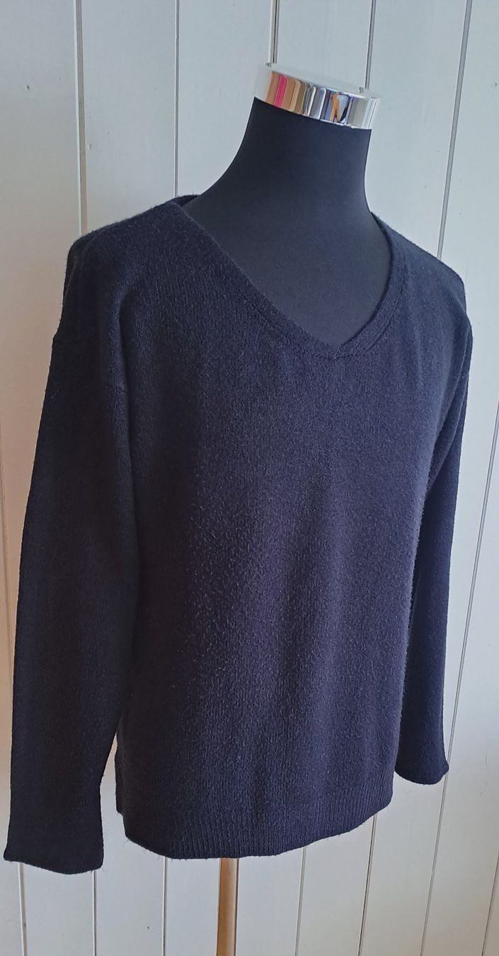 Maglioni & Felpe: Oversize Pulli Gr 42 bis 44  *schwarz & weich – Usato da Zell ZH venduto da fossilchen