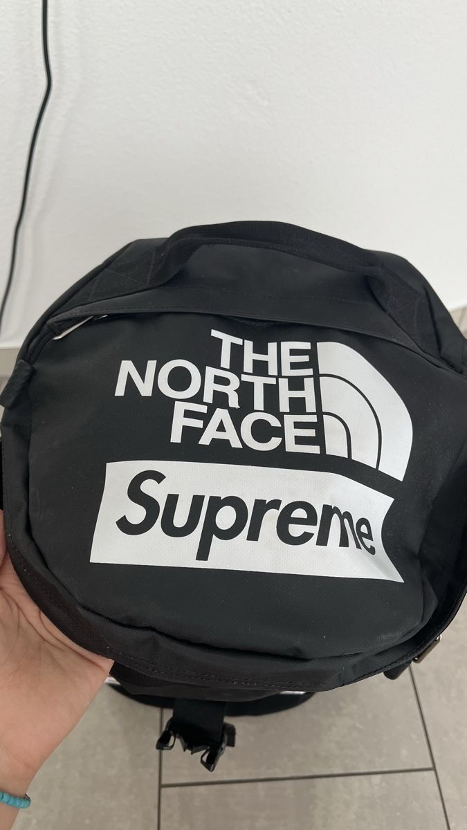 North Face Rucksäcke: North Face Supreme Rucksack – Gebraucht aus Emmenbrücke von Hamster-Traum 5