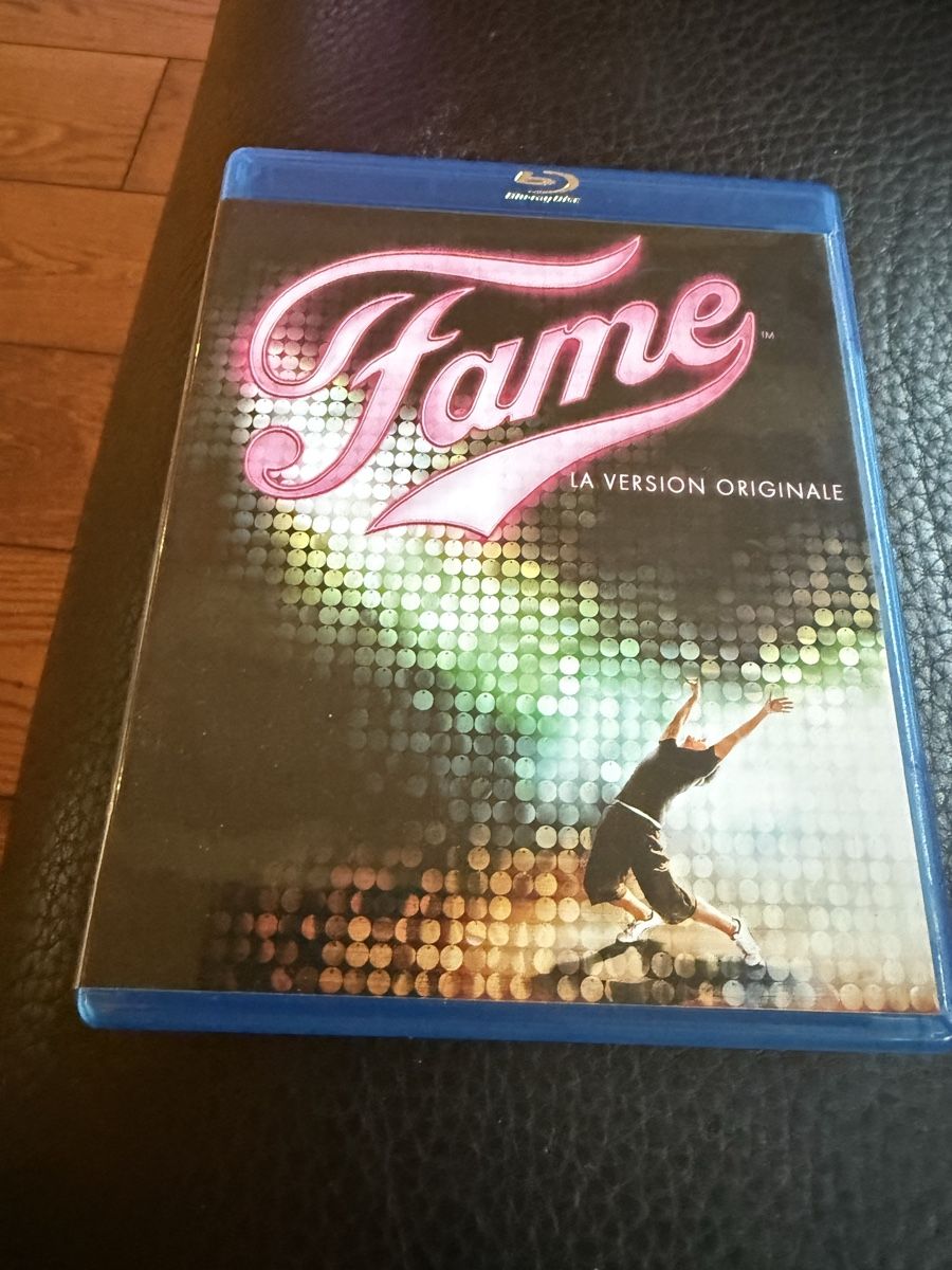 Tous les DVDs: Fame (blu-ray) – D'occasion à Troinex par grigri2020