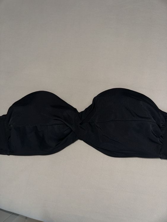 Victoria’s Secret Swim Is Back, But Only For People Under A Certain