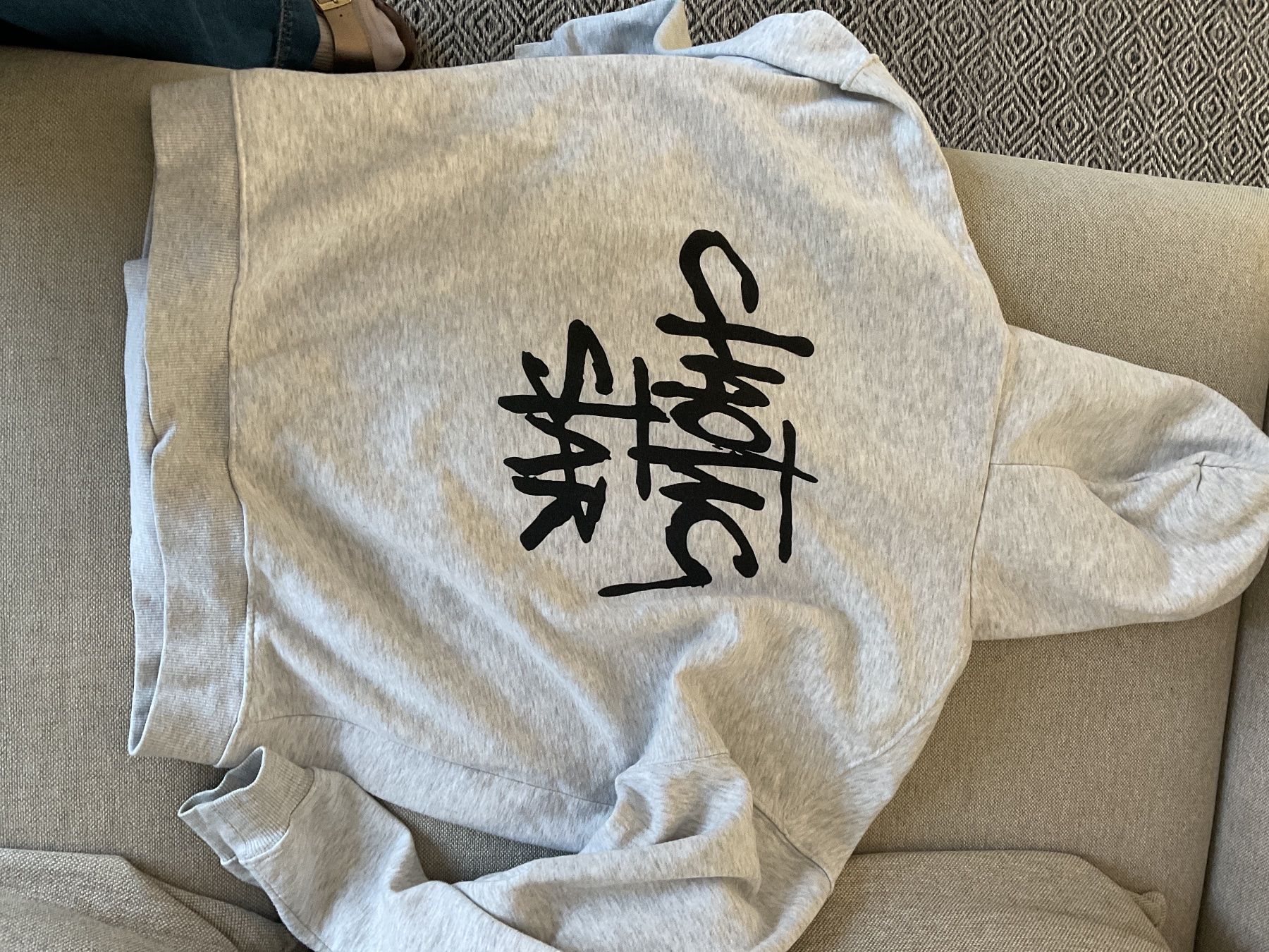 Maglioni & Felpe: Subdued  Hoodie, Grau, Grösse M – Usato da Basel venduto da cme03 1