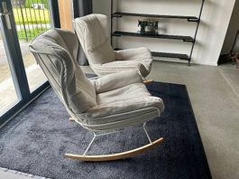 2 Stück Schaukelstühle für den Garten oder Wohnzimmer