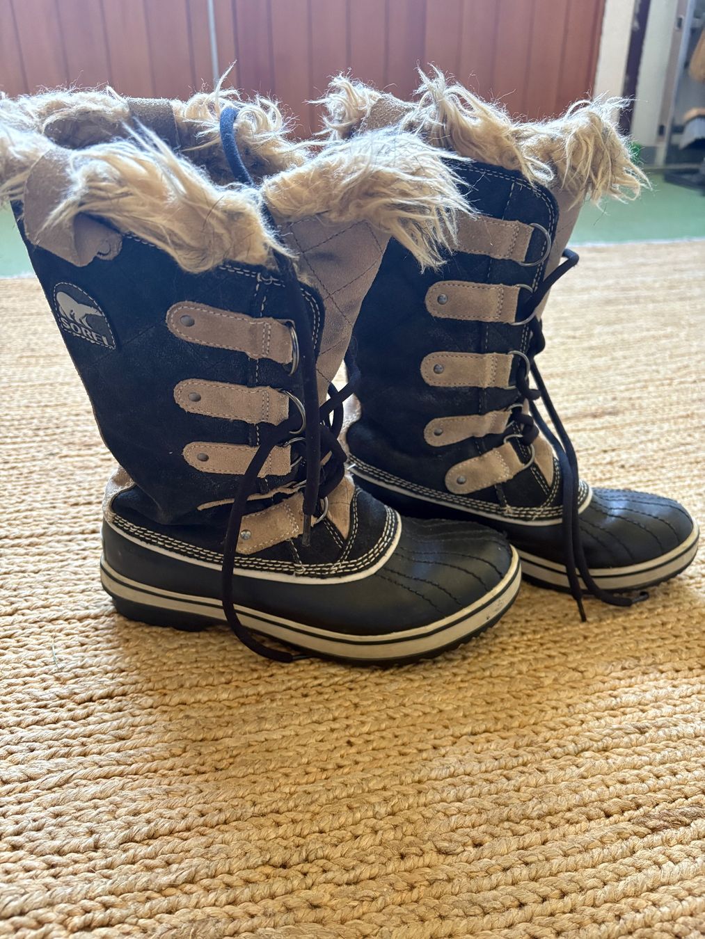 Sorel Scarpe da donna: Sorel Stiefel – Usato da Posat venduto da Syrenaica01