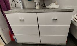 Waschbeckenunterschrank