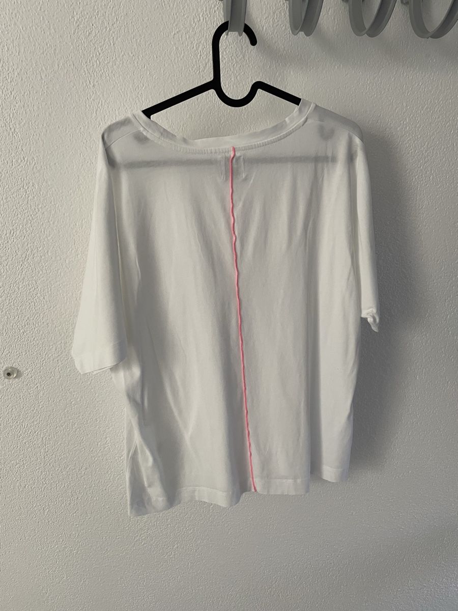 Collectif Mon Amour T-shirt: Shirt Collectif mon Amour – Usato da Menziken venduto da FS-Creativity 1