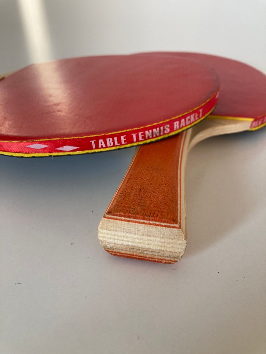 Racchette: Rquettes de tennis de table – Usato da La Tour-de-Peilz venduto da vve_nm8c 2