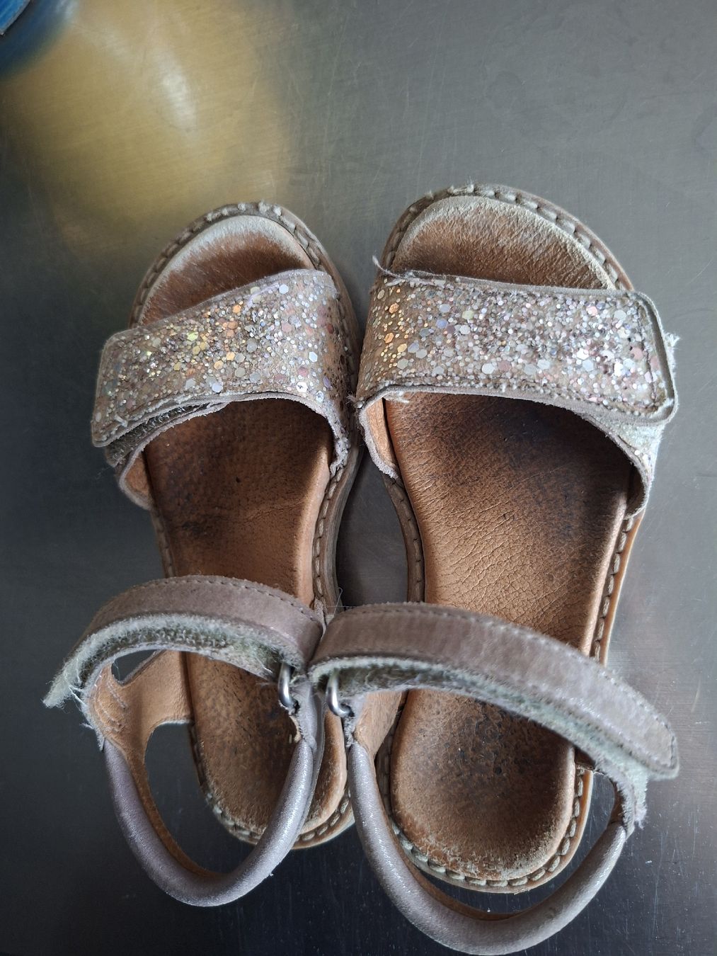 Scarpe per ragazze: Kinder Sandalen Glitzer Leder – Usato da Wallisellen venduto da rahelr90 1