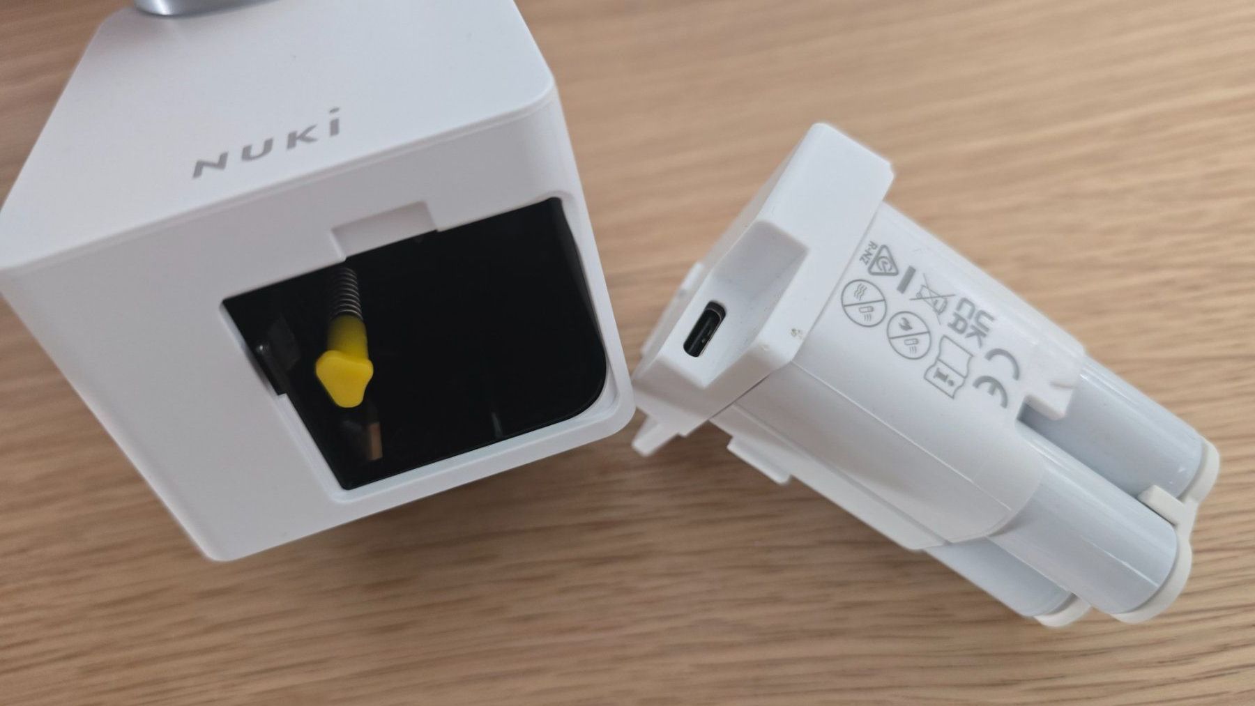 Nuki Schlösser: NUKI smart lock 3.0 mit power pack – Gebraucht aus Weinfelden von Zero_eight 3