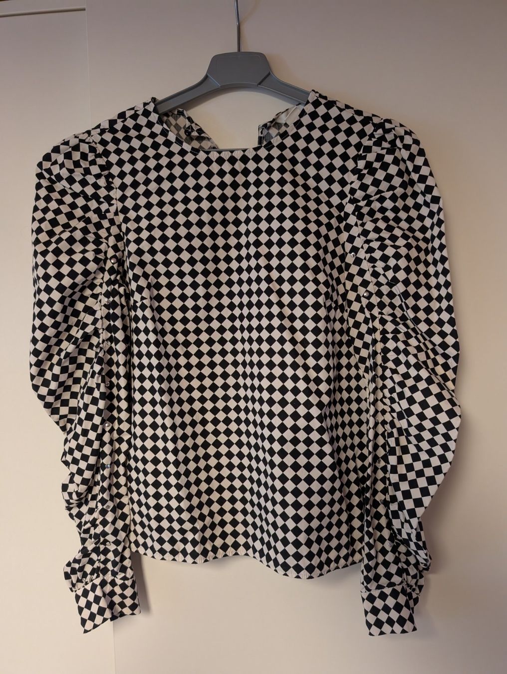 H&M Blusen: awesome Blause H&M – Gebraucht aus Zermatt von msz_nb9h