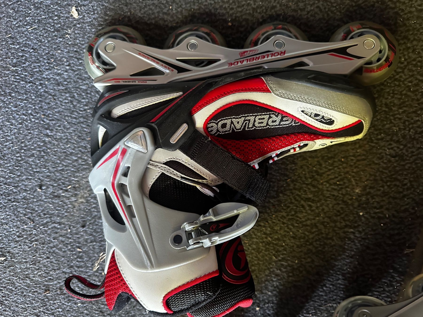 Patins à roul. & inline: Inlinseskates Grösse 44 – D'occasion à Rosshäusern par JMaede 2