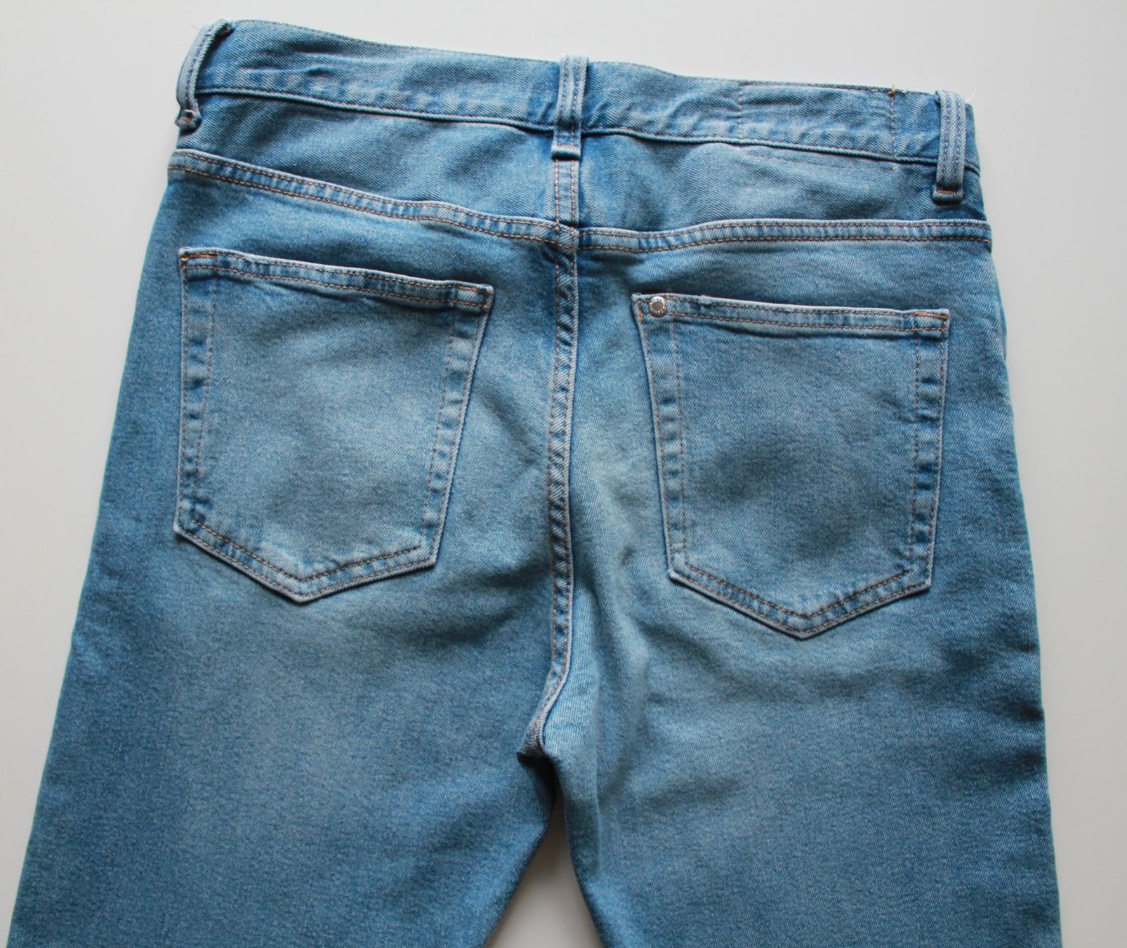 H&M Jeans: Jeans bleu H&M t. 29 / 32 – Usato da Peseux venduto da Gilloss 4